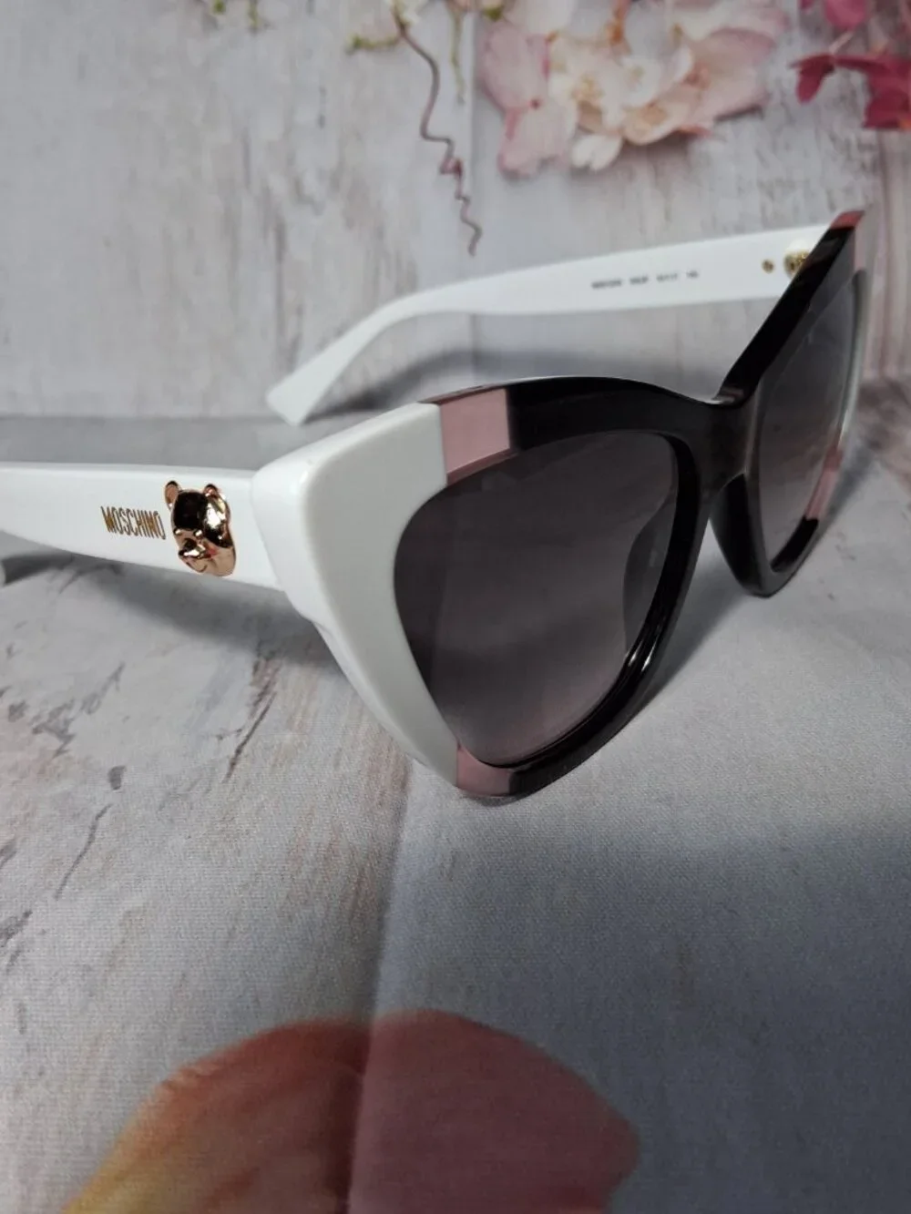 MOSCHINO white black pink Sunglasses MOS122/S 3H2JP Authentic New in case